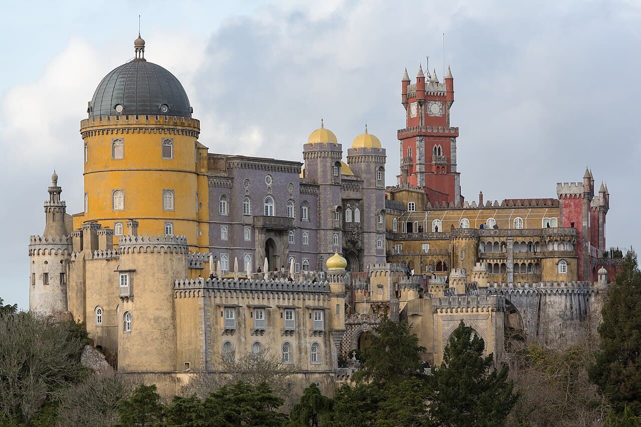 Sintra Palaces Day Trip, Lisbon